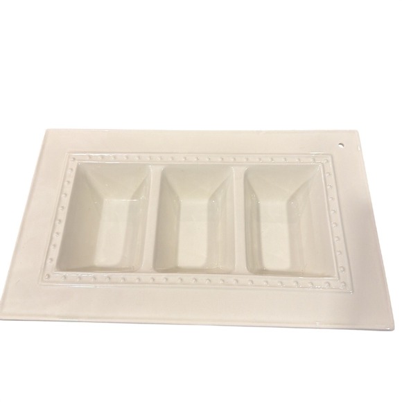 Napa Home & Garden Other - Napa Home & Garden White Ceramic 3 Compartment Beaded Serving Tray 14x8.5